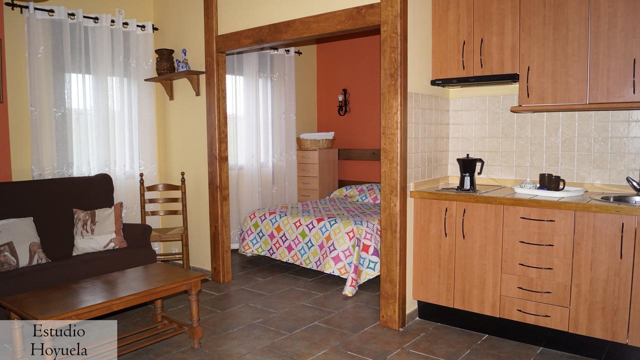 Apartamentos Estrellas De Monfraguee Torrejon el Rubio Exterior photo