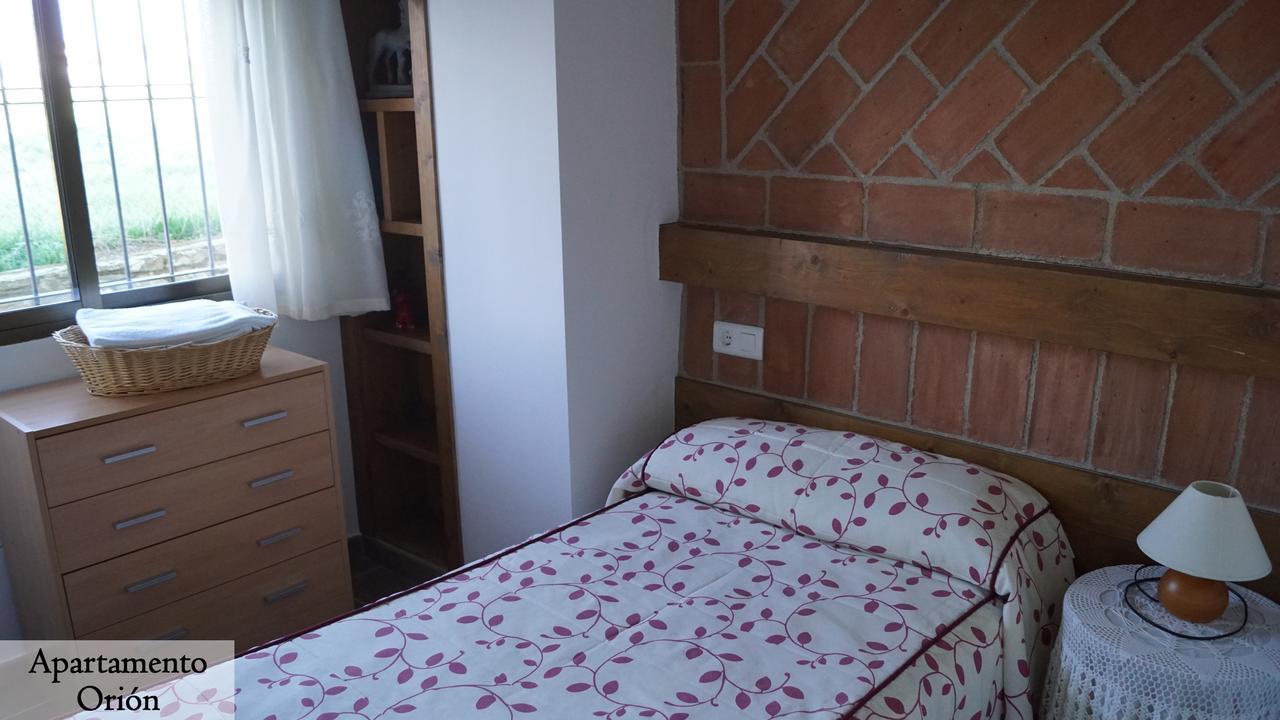 Apartamentos Estrellas De Monfraguee Torrejon el Rubio Exterior photo