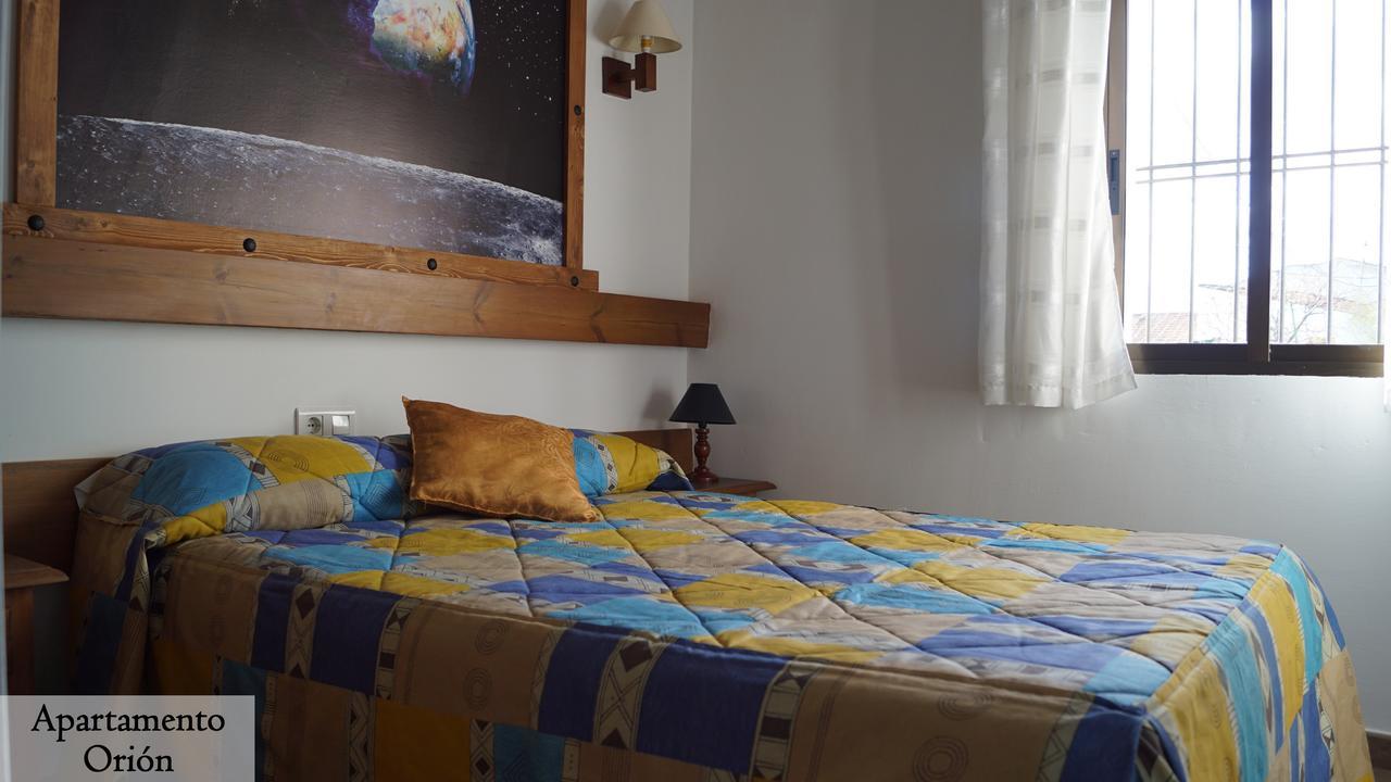 Apartamentos Estrellas De Monfraguee Torrejon el Rubio Exterior photo